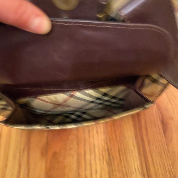 Burberry purse with browns leather straps and snap front with opening - Picture 8 of 13